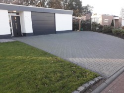 renovatie voor- en achtertuin